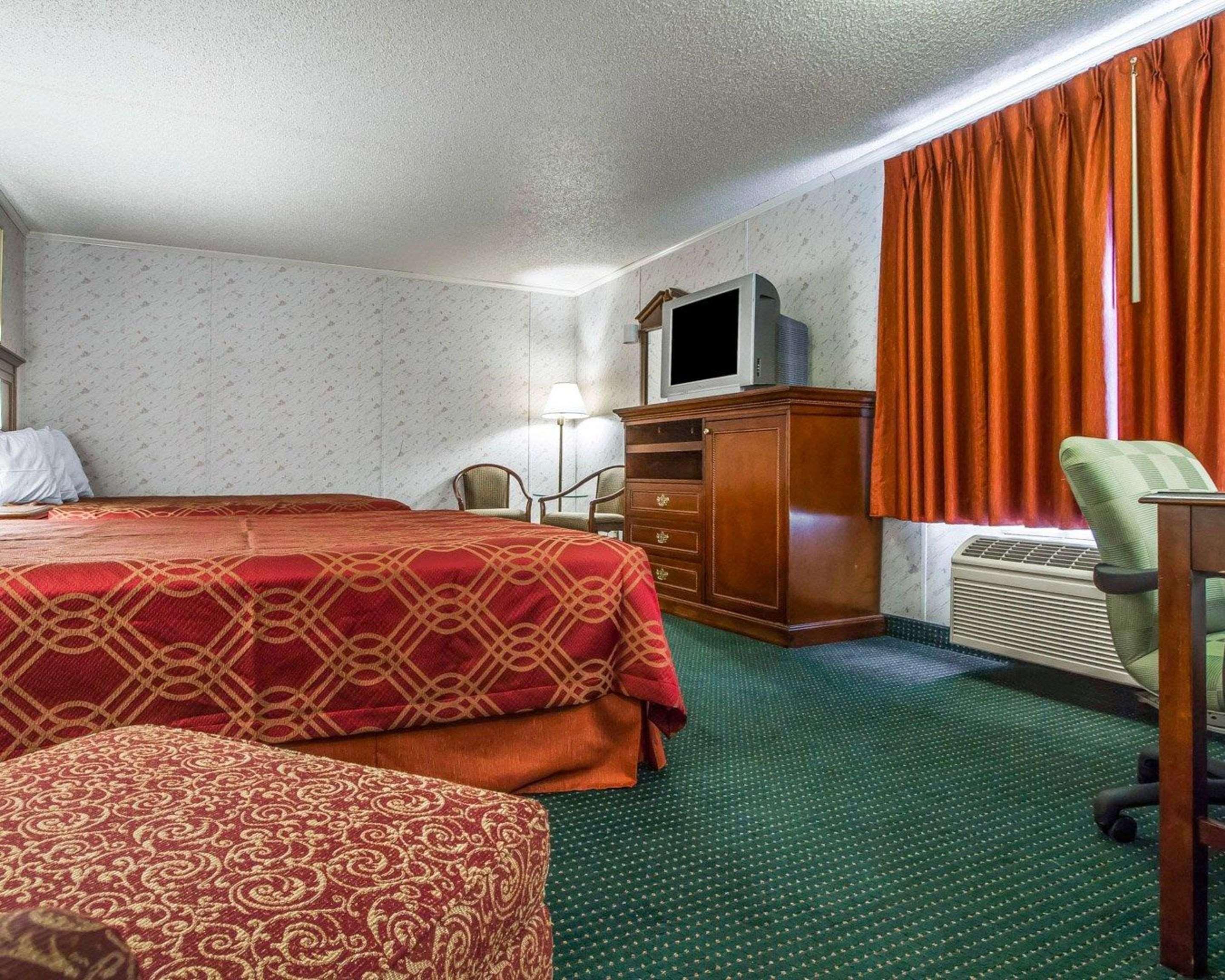 Rodeway Inn&Suites Brunswick near Hwy 1 Exterior foto