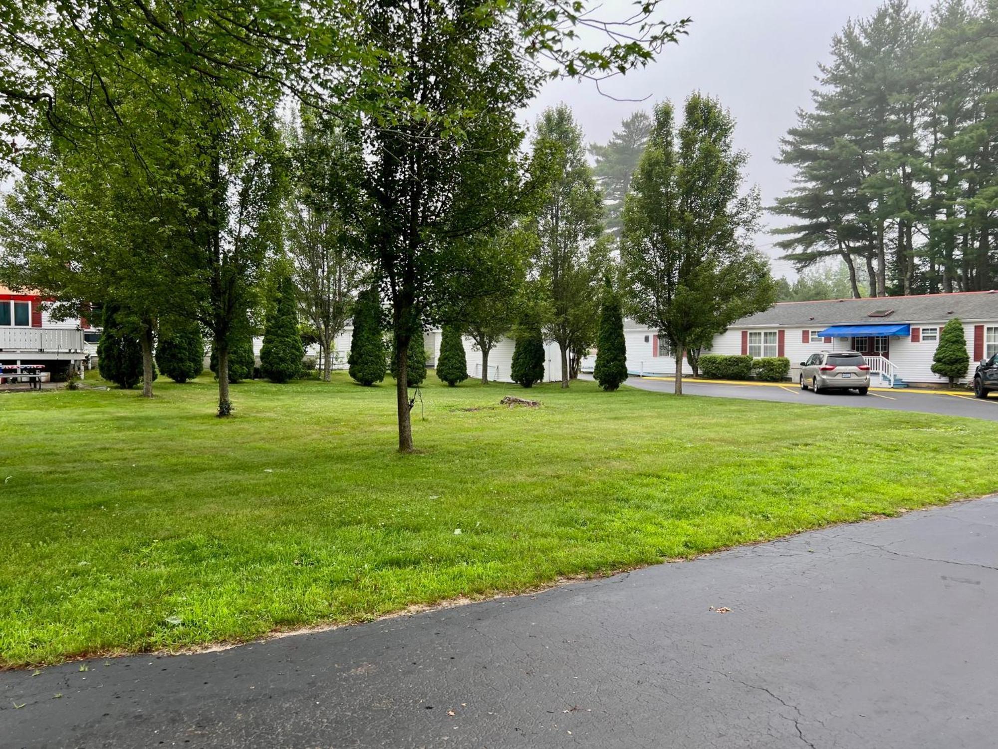 Rodeway Inn&Suites Brunswick near Hwy 1 Exterior foto